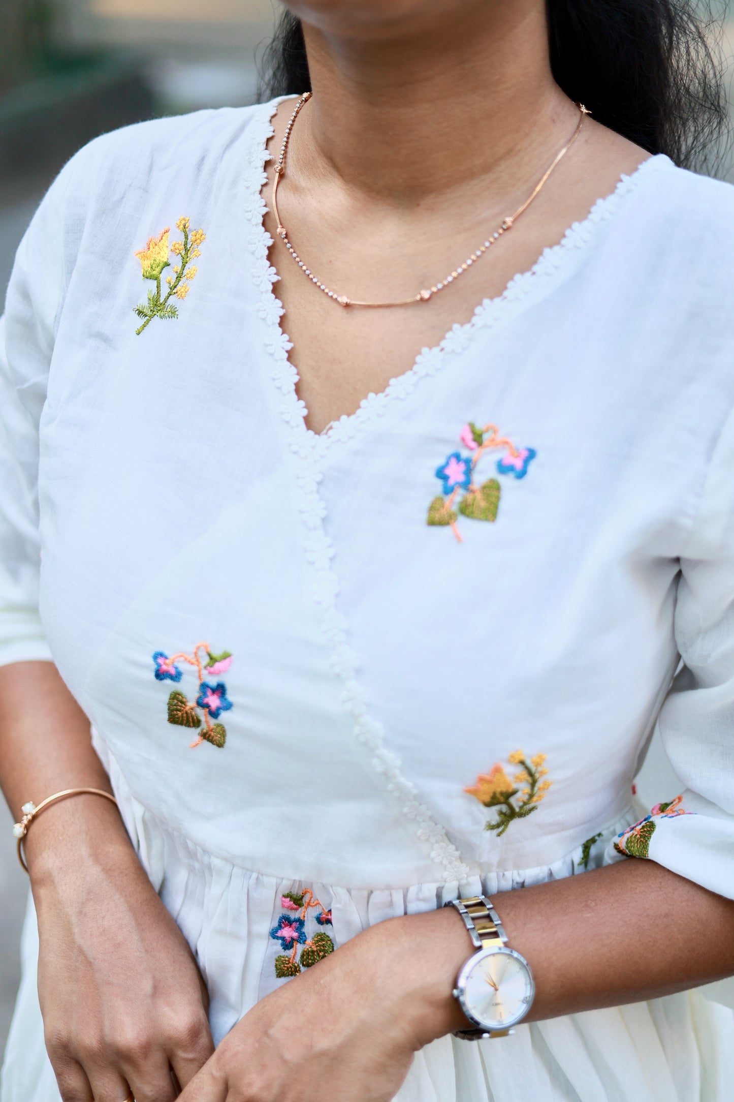 Sara - White Floral 2pcs Kurta Set