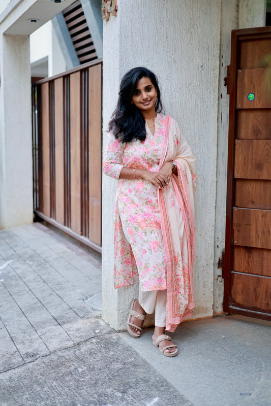 Aditi - Peach Floral Kurta Set