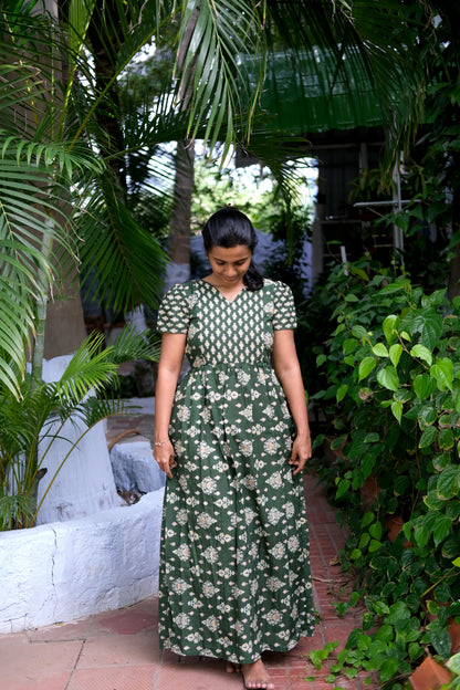 Mullai - Green Maxi Nighty