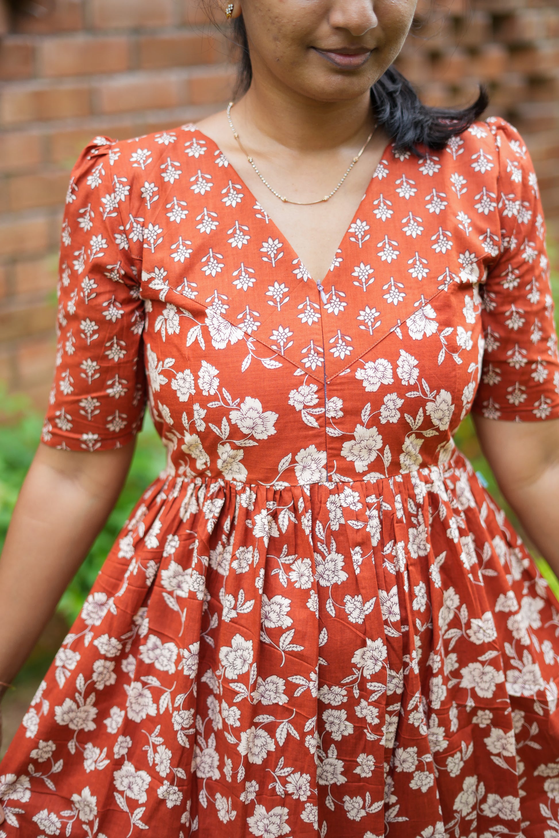 Close-up of the functional front zipper on the feeding nighty with zip