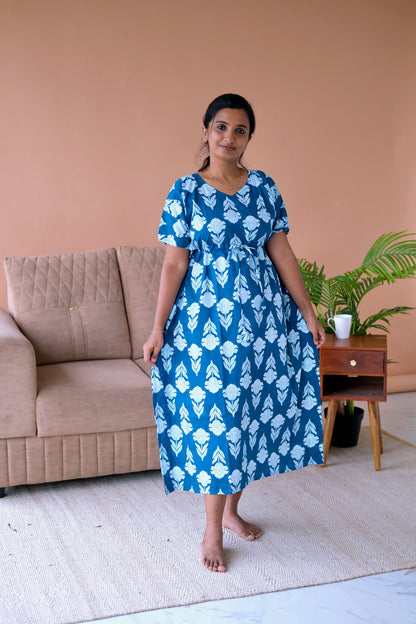 Relaxed fit cotton nighty dress in teal blue with short kaftan sleeves