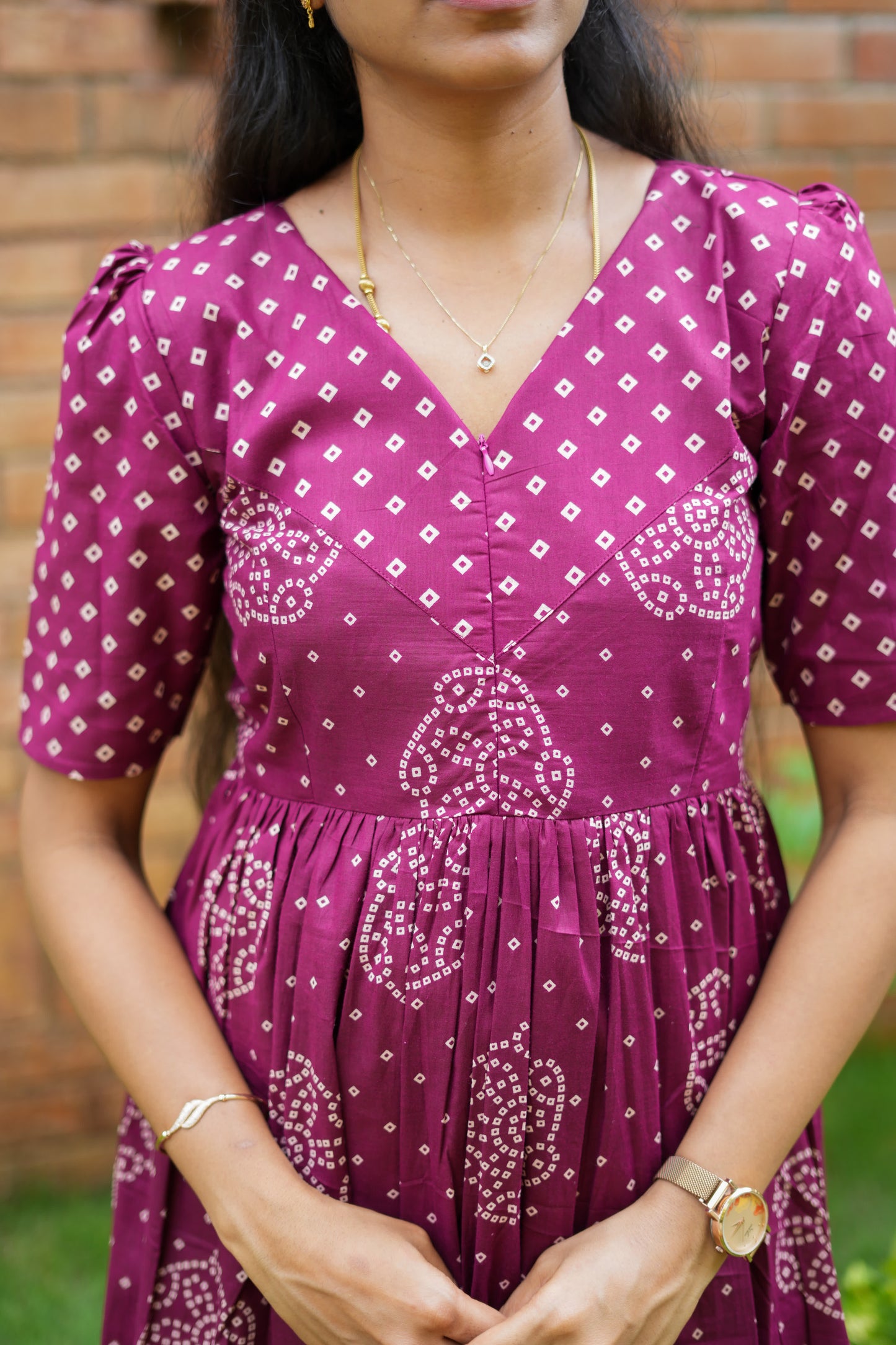 Detailed view of the front zipper on a purple feeding nighty with zip